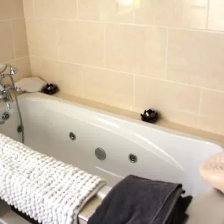 Апартаменты Baile Go Deo.